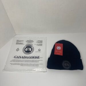 (Read) Canada Goose Black Knit Beanie Black Label